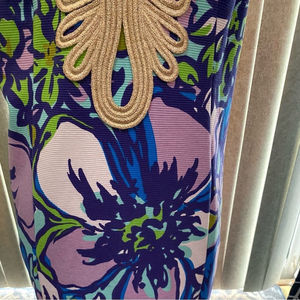 Lilly Pulitzer Sleeveless Blue & Violet Floral Shift Dress w/Embroidered Neck - Picture 5 of 12